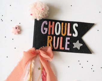 Halloween Pennant - Birthday Wand - Party Wand - Magic Wand - Felt Pennant Flag - Ghouls Rule