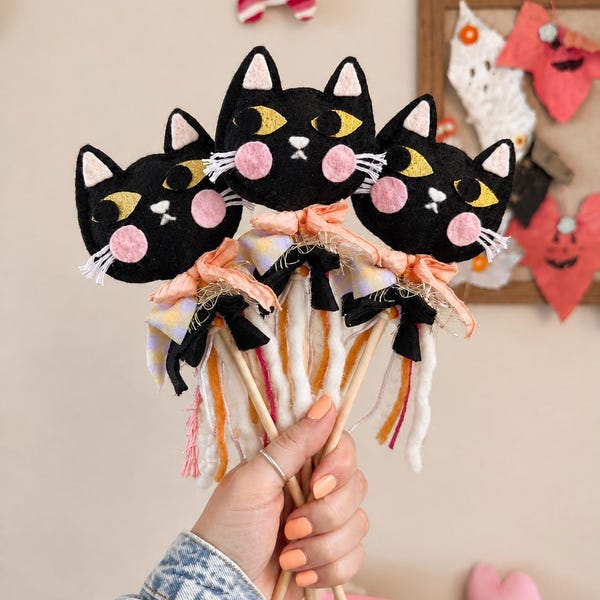 Whimsical Felt Black Cat Wand, Costume Prop, Felt Halloween Decor