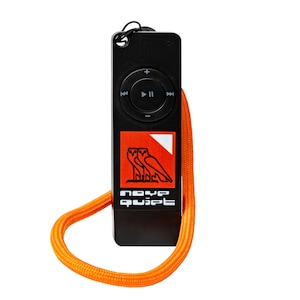 Reproductor MP3 GLYPH con altavoz integrado + batería recargable + microSD de 8 GB + correa de muñeca