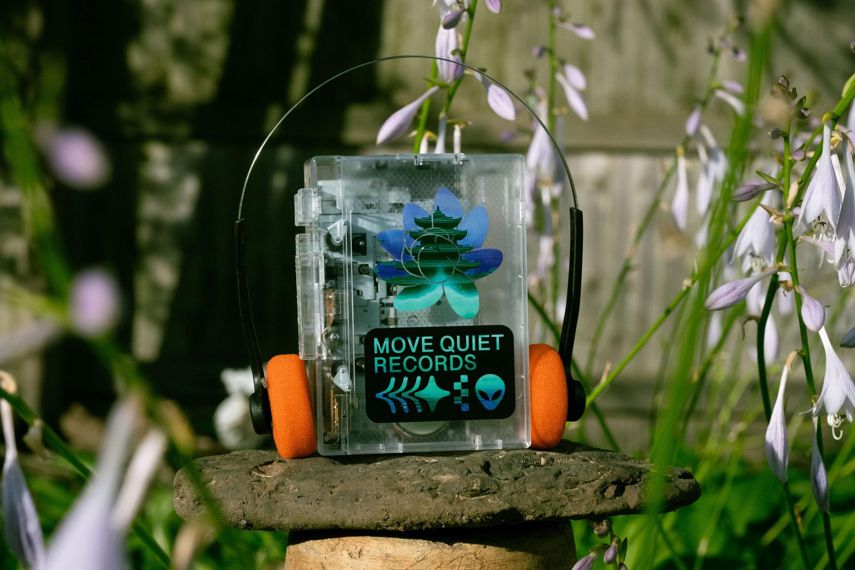 Templewave Cassette Walkman (Vaporwave / Ambient / Alternative / Rock / Grunge / Retro / Tech / Lofi / Electronica / Synth)