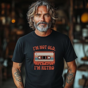 Design de fita cassete vintage "I'm Not Old I'm Retro" para projetos retrô, uso comercial incluído