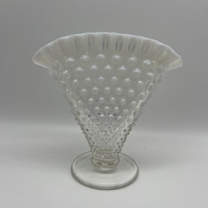 Vintage Fenton White Clear Opalescent Rim Hobnail 1950s Fan Glass Vase 6x6