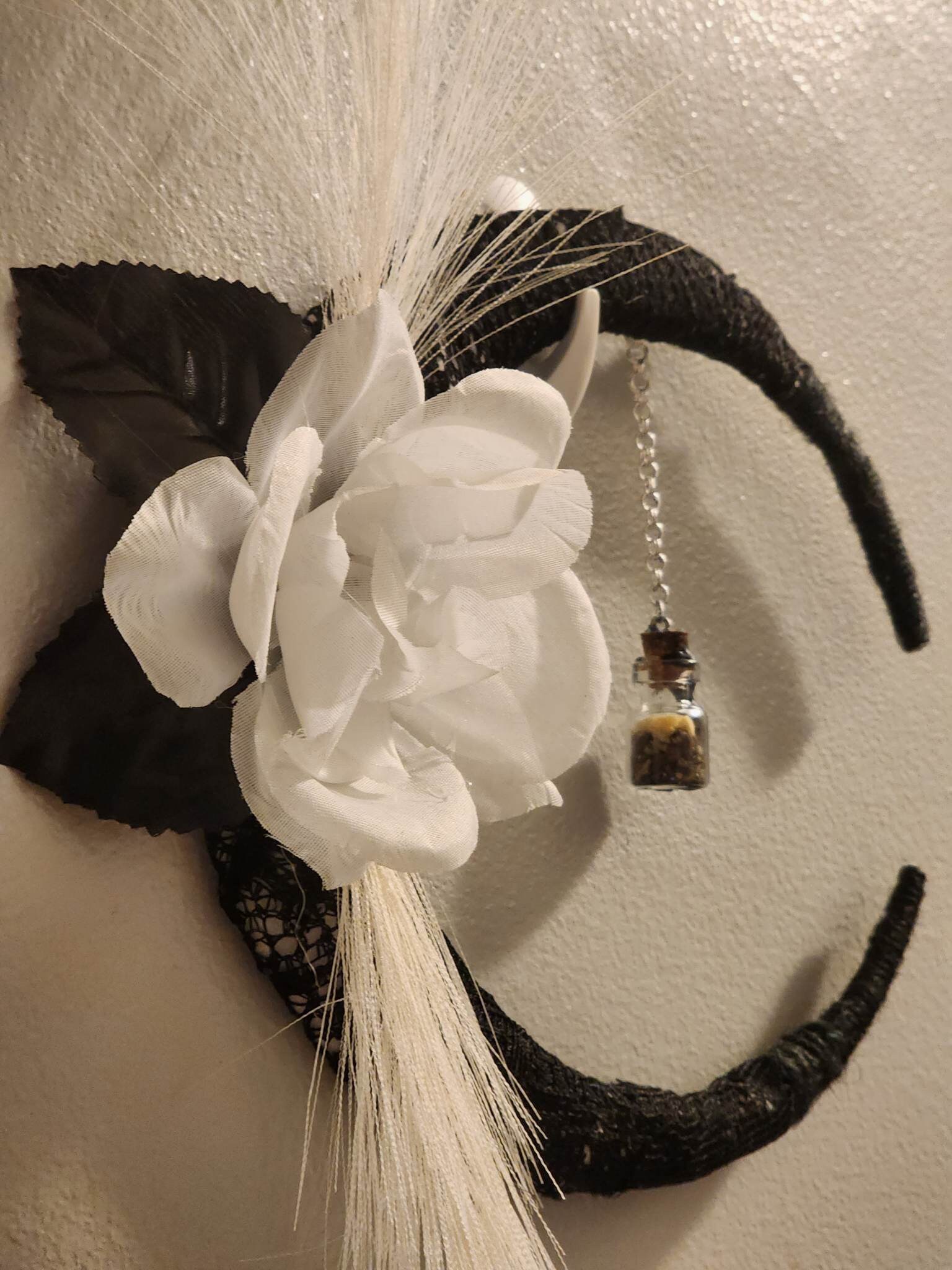 Mini Black and White Protection Moon Wreath Crescent Moon - Etsy
