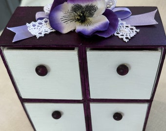 Decorative 4 drawer organizer