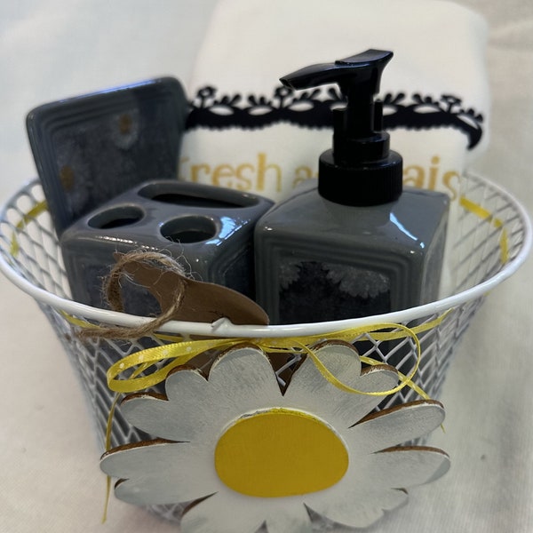 Daisy Bathroom Decor Etsy