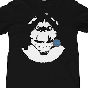 Creepypasta Shirt, Smile Dog Shirt, Creepypasta Dog, Horror Goth, Horror T-Shirt, Y2K Grunge T-shirt