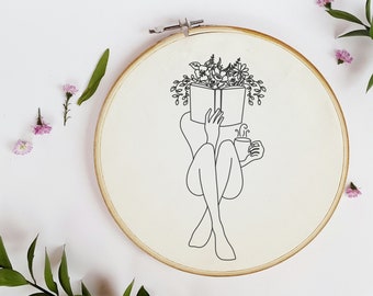Patrón de bordado de niña leyendo (dibujo lineal): Regalo para amantes del café (plantilla PDF)