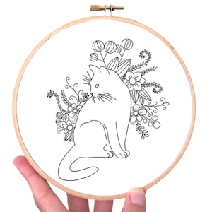 Cat Floral Hand Embroidery Pattern, Cat Silhouette Embroidery PDF, Embroidery Pattern Pdf, Modern Hand Embroidery PDF Pattern, Kitty design