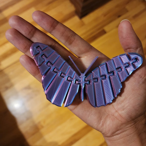 Articulated Butterfly | Flexible | Kids | Gift | Fun | Toy | Insect | 3D Printed | 3D Printing | Wings | Stress relief