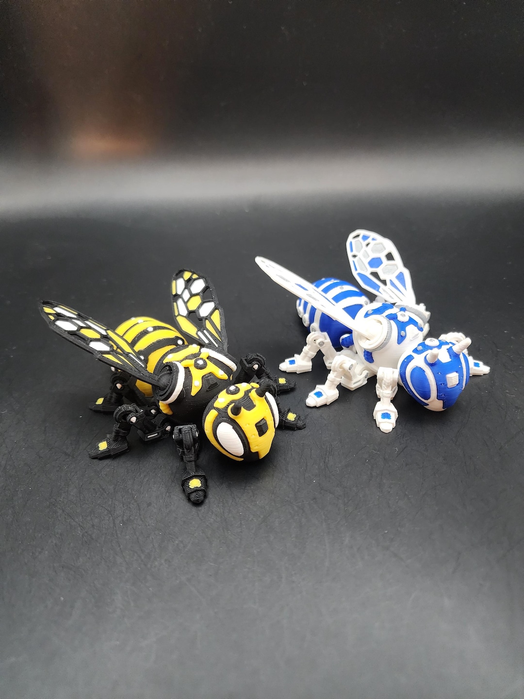 Articulated Cyber Bee | Insect | Fidget | Wildlife | Cute | Flexible ...