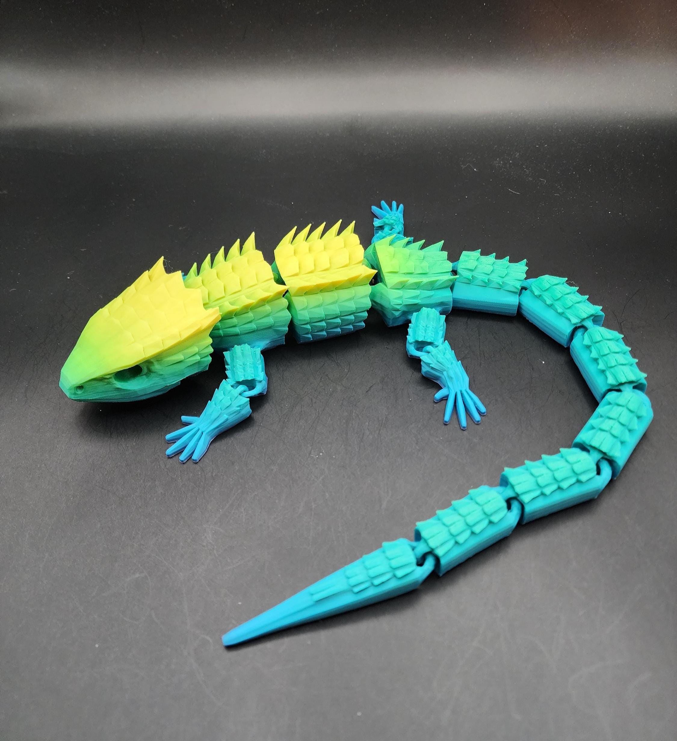 フィリックス　ラキドロ(ソニミュ、タワレコ) Articulated Crocodile Skink | Lizard | 3D Print | Paperweight