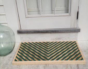 White Pine Handmade Vermont Wooden Outdoor Doormat - Mountain Green