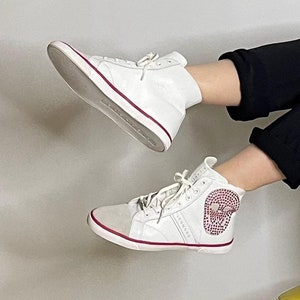 Pink Diamante Sugar Skull Suede Leather Gym Boots Ankle Boots Sneakers Basketball Boots Designer Unisex leather Sneakers Pink and White