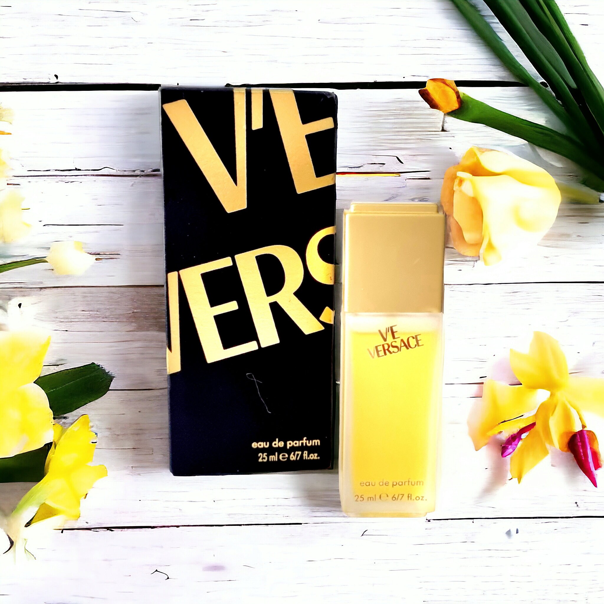 Original Gianni Versace VE Versace Eau De Parfum Spray 25ml E 6/7