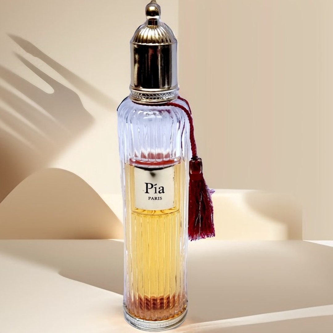 Pia D'paris Eau De Parfum Spray FRANCE, Vintage Scent