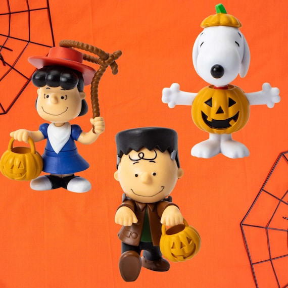 2025 Peanuts Halloween-themed Figurines Complete Set - Etsy
