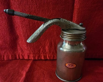 Vintage Globemaster Oil Dispenser Can Thumb Press