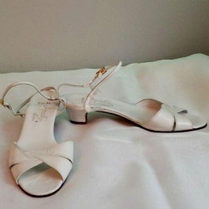 Amalfi by Rangoni italienska Violina Vintage lädersandaler stl 9.5