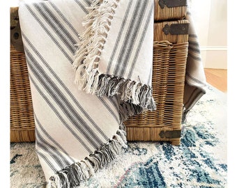 Cream and Pewter Grain Sack throw