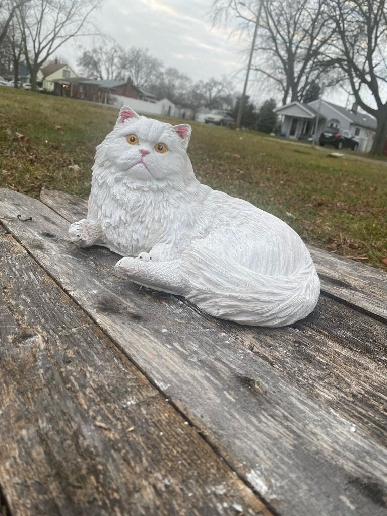 Handmade Concrete Persian Cat Statue, Stone Finish photo 4