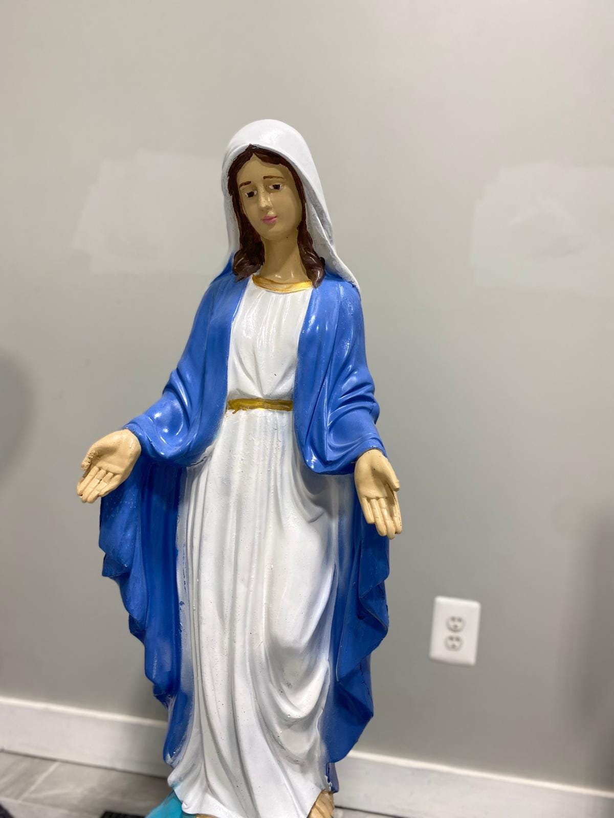 Handmade 4ft Virgin Mary Concrete Statue, Painted Outdoor Decor photo 5