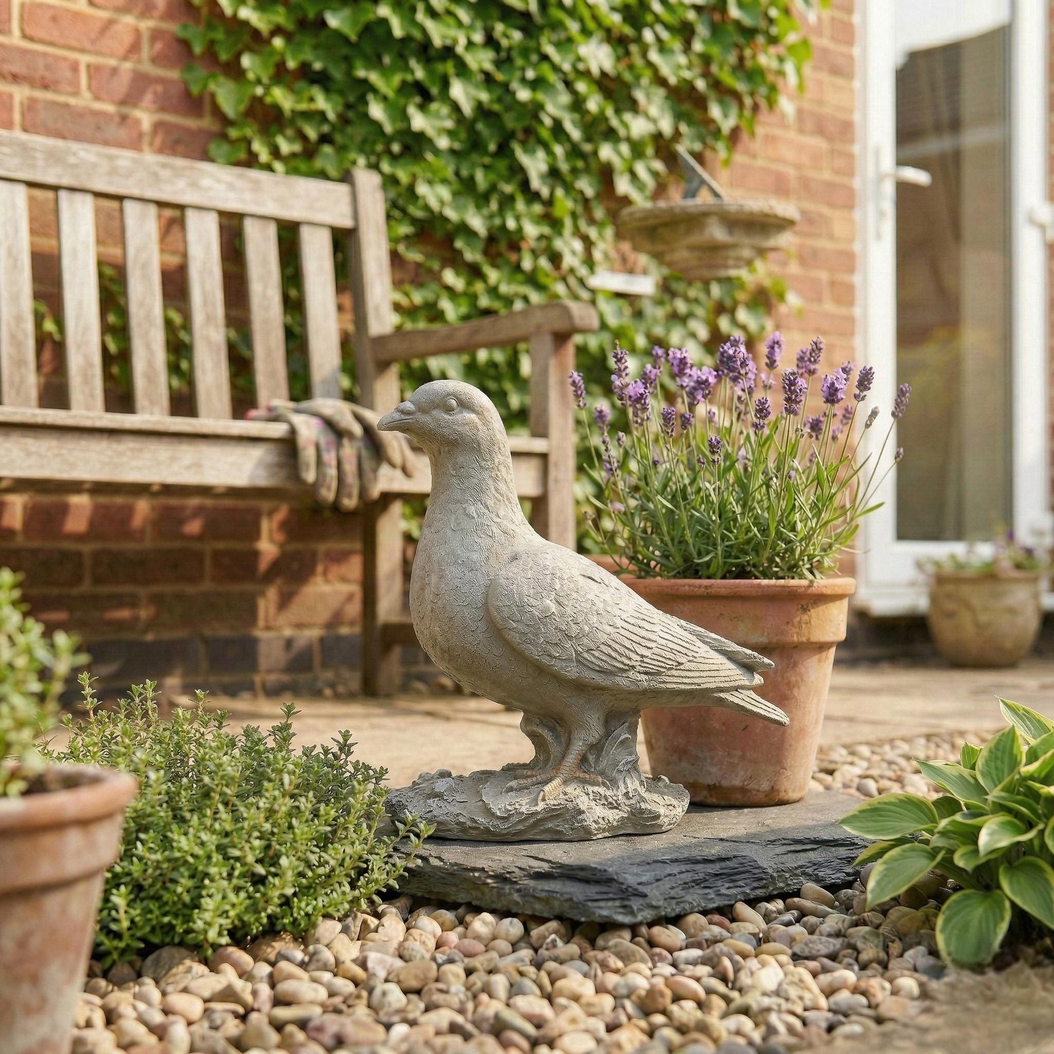 Realistic Pigeon Statue – Solid Concrete Garden Bird Sculpture, Memorial Art photo 2
