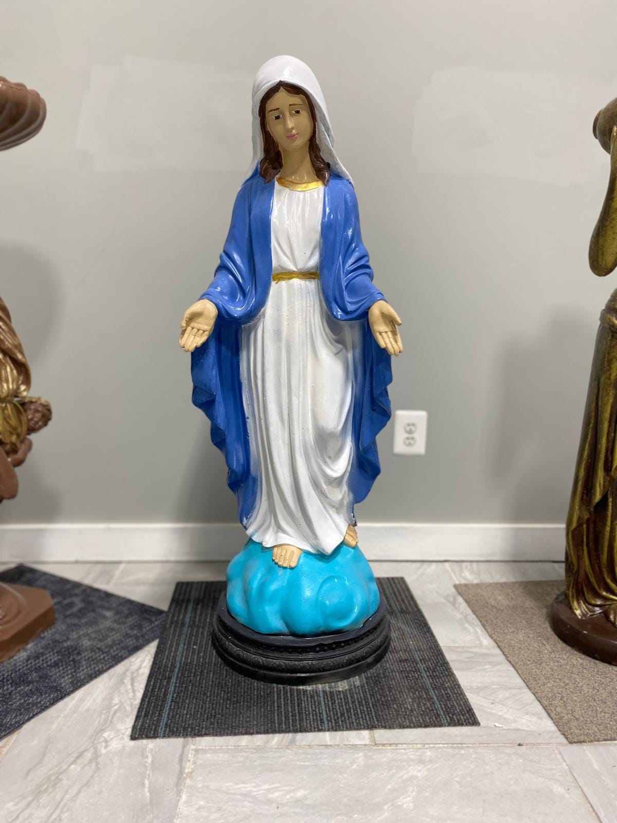 Handmade 4ft Virgin Mary Concrete Statue, Painted Outdoor Decor photo 4