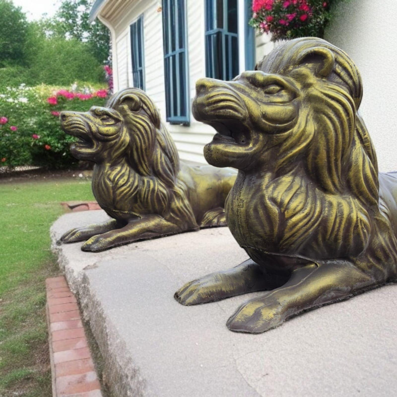 Pair of Concrete Lion Statues - Hand-Painted Outdoor Garden Decor