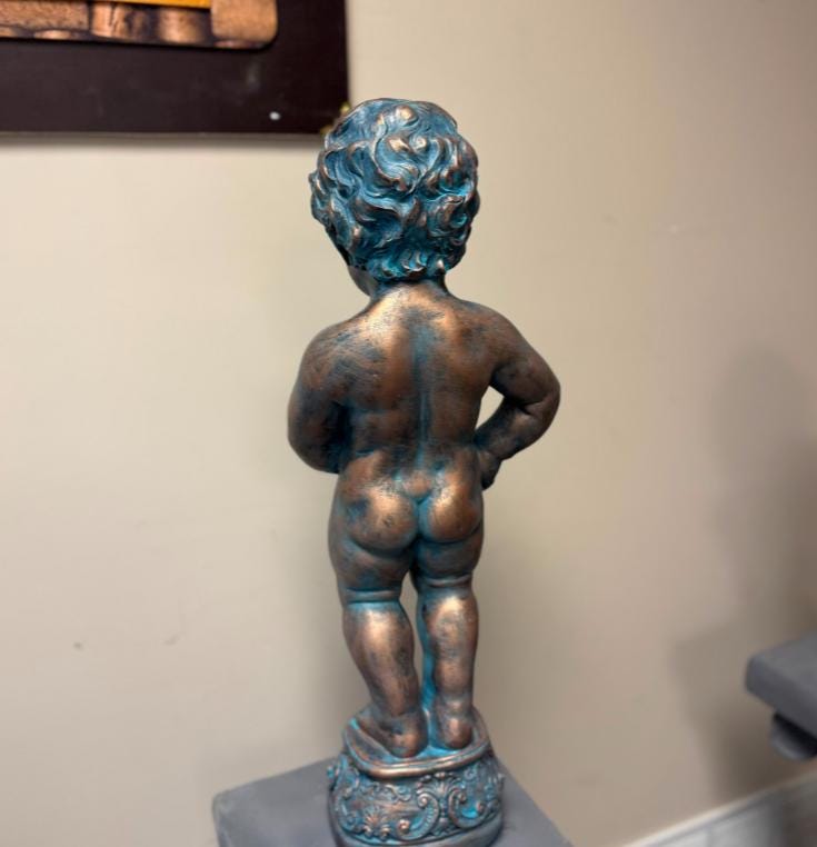 24" Manneken Pis Fountain – Classic Pond Spitter Concrete Garden Water Feature photo 5
