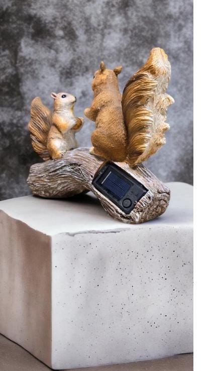 Squirrels family Solar Squirrel Light – Outdoor Garden Decor, Flickering LED Woodland Statue Home gift photo 4