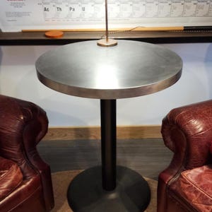 Round Table/Zinc Table/Metal Table/Dining Table/Bistro Table/Coffee Table/Oval Table/Restaurant Table/Kitchen table/Table Top