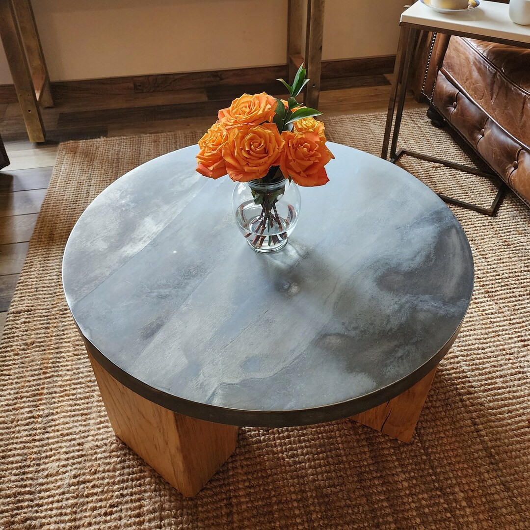 Round Table/zinc Table/metal Table/dining Table/bistro Table/coffee