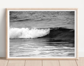 Zwart-wit Surf Print Digitale Download Oceaangolven Afdrukbare kunst Zwart Wit Strandfotografie Instant Download Coastal Wall Art Poster