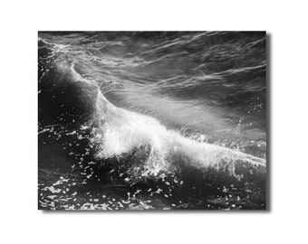 Zwart-wit Surf Print Digitale Download Zwart Wit Oceaan Golven Fotografie Afdrukbare Art Instant Download Coastal Wall Art Beach Print