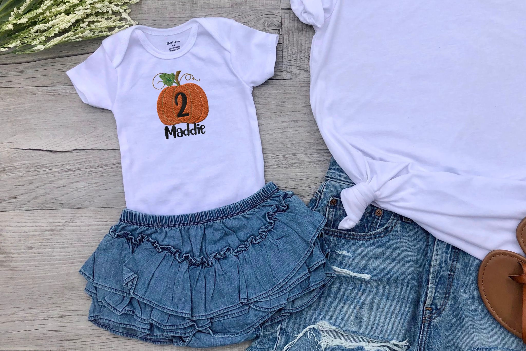 Discover Cute Baby Bodysuit, Embroidered Fall Shirt, Baby Girl Romper, Fall Birthday, Personalized Pumpkin Shirt, First Birthday for Boys, Cake Smash
