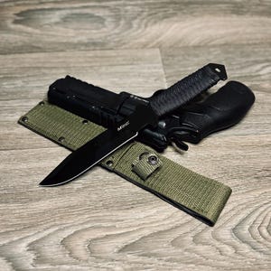 Large Paracord Wrapped Sharp Stainless Hand Tactical Survival Hunting Knife-Nylon Sheath and Belt Loop-Bushcraft-Survival Gear-Tactical