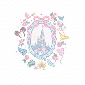 Peut inclure: Illustration fantaisiste avec un ch&acirc;teau rose et bleu dans un cadre ovale d&eacute;coratif, orn&eacute; d'un n&oelig;ud rose, de roses et d'&eacute;l&eacute;ments embl&eacute;matiques comme des oreilles de souris, une pantoufle de verre et une lampe magique. Le design a une palette pastel.