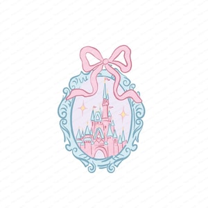 Può includere: Una cornice blu e bianca ornata con un fiocco rosa in cima. All'interno della cornice c'è un'illustrazione rosa e blu di un castello con stelle.