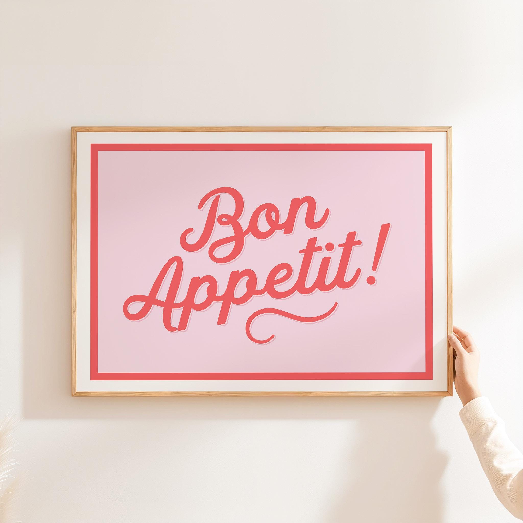 Bon appetitプリント、レトロなキッチンの名言プリント、モダンなキッチンの装飾、トレンディなキッチンの壁アート、タイポグラフィポスター、彼女へのかわいいピンクのキッチンギフト