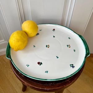 Gmundner Keramik Austria/Gmunden Pottery Austria. Large oval plate. Scattered flowers.