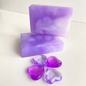 Lavender soap favors, lavender soap bar, lavender soaps, floral soap, vegan soap bar, organic soap bar, Homemade soap, glycerin soap, essential oil soap.