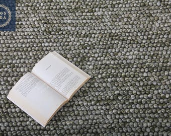 Chunky Knit Wool Rug: Dark Green Loop Pile, Bohemian Decor