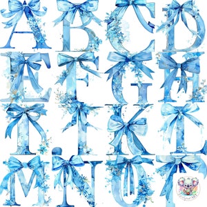 Alfabeto con lazo azul: 26 letras de la A a la Z con diseños florales y de cintas. PNG de alta resolución para invitaciones de boda y baby showers.