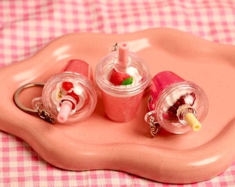 Llavero de batido / mini postres / llavero de bebida de frutas mixtas / adorno para bolso / llavero acrílico