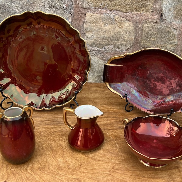 Beautiful Ruby Red Carlton Ware Rouge Royal China