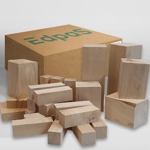 Maple wood scraps 2.5 kg in various sizes, wood for crafting, turning, carving wood, craft wood.
