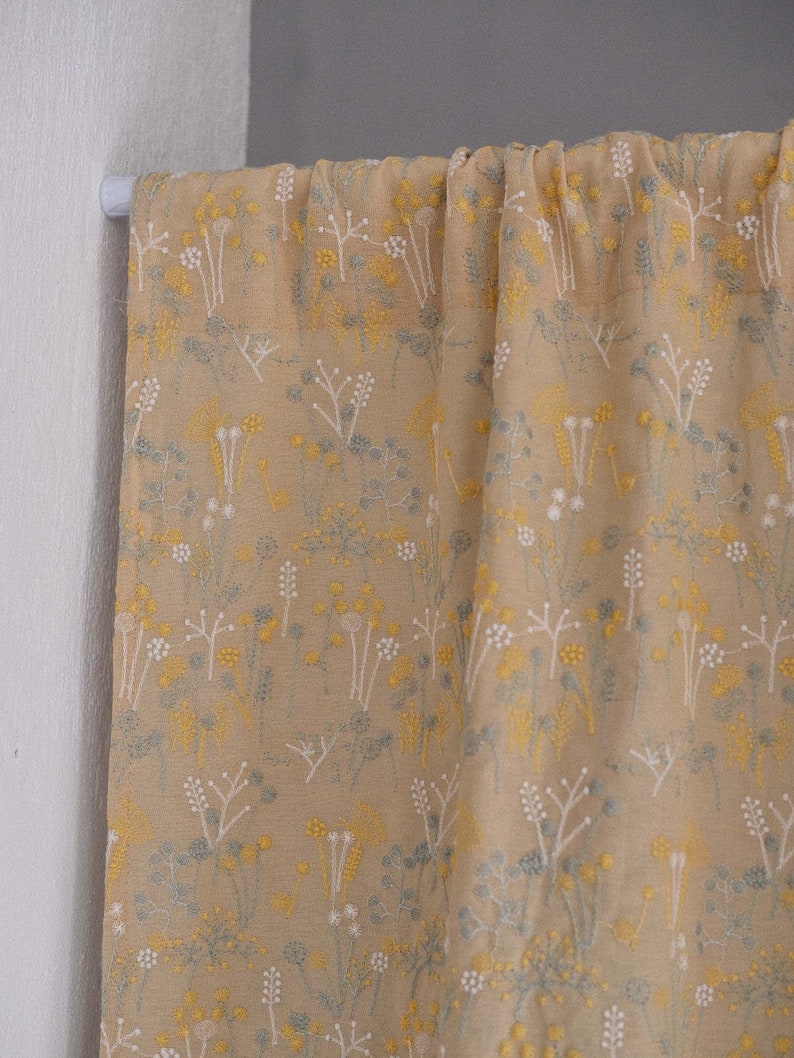 floral curtain