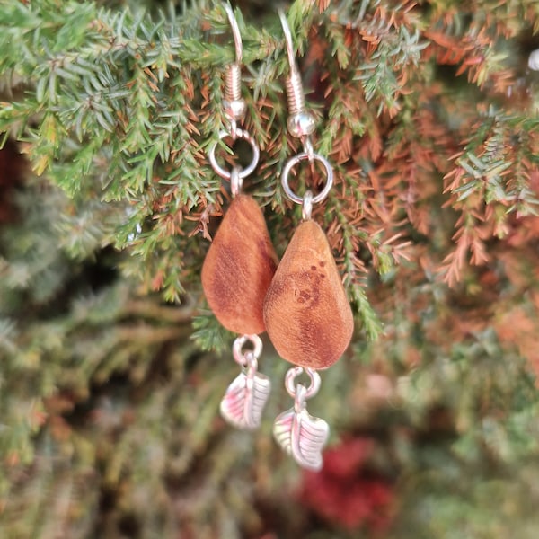 Leafy Elegance: Olive Wood Leaf-Shaped Earrings with Metal Pendant