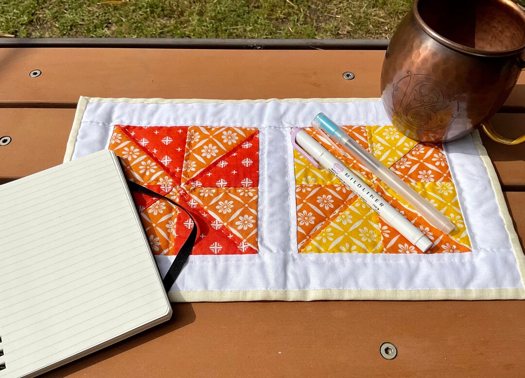 Hand Quilted Pinwheel Place Mat - Pot Holder - Wall Hanging - Yellow ...