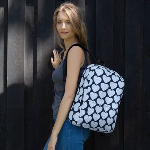 Sac à Dos Marine avec Coeurs Bleus Taille Moyenne